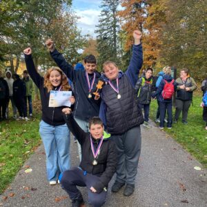 Meziškolní turnaj v discgolfu