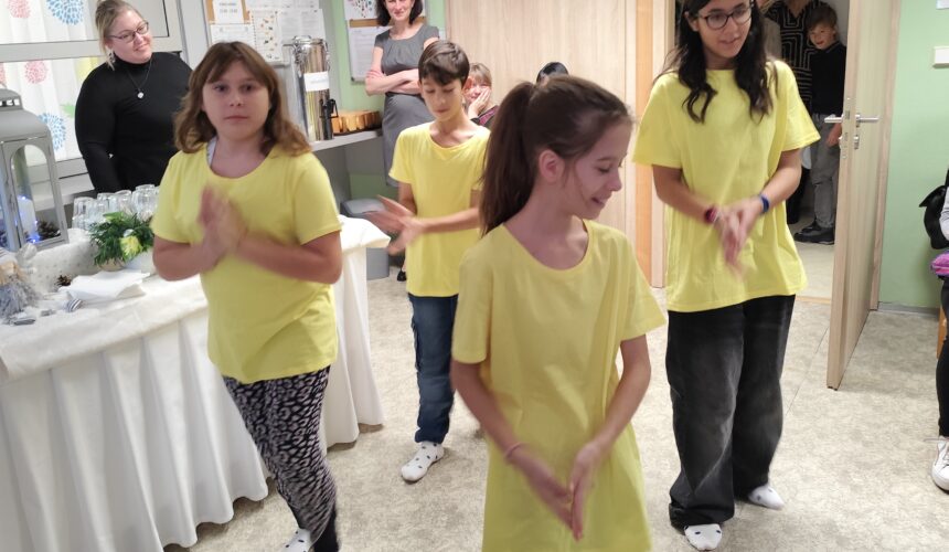 Den otevřených dveří v dětském domově